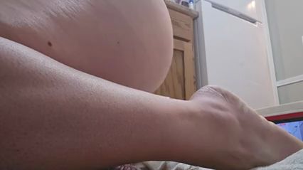 Guy Plays with Sex Toys in Solo Action