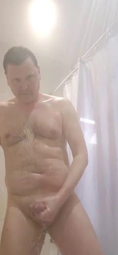 Uncut Dude Ejaculates in Shower