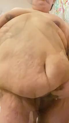 Chubby Guy Cums with Massive Load