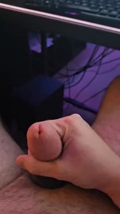 Daddy Gives Cumshot to Admirer