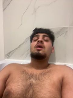 Solo Guy Masturbates to Orgasm