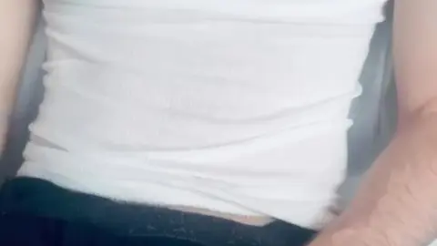 Gay Guy Masturbates While Watching Porn