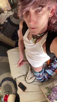 Guy Jerks Off on TikTok Live Showing Off Bulge
