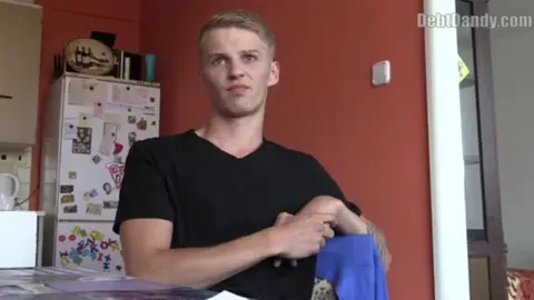 Czech Hunter Seduces Young Twink for Bareback Sex