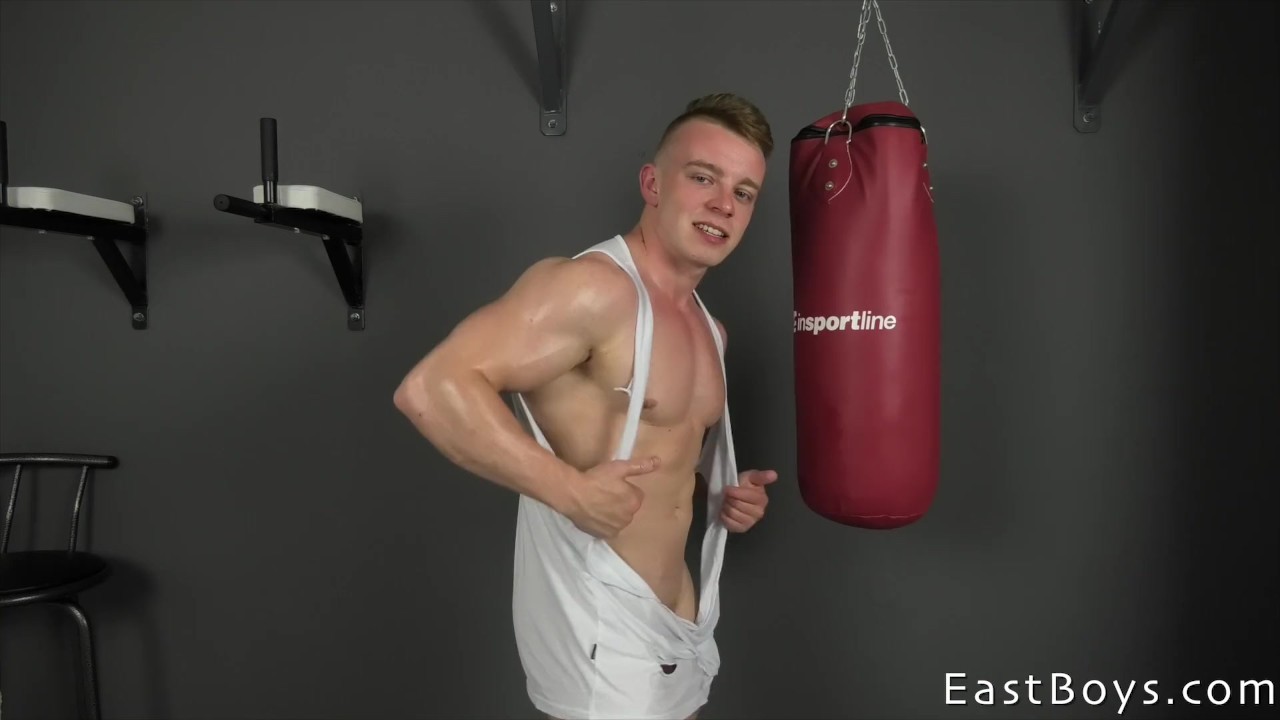 Muscle Boy Receives Intense Handjob