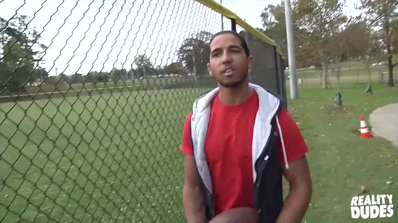 Amateur Hunk Mikey Takes Big Dick