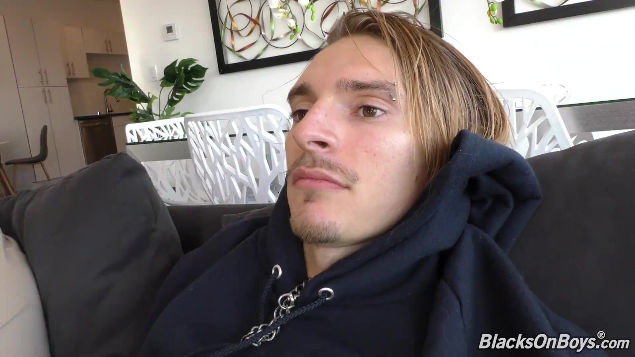 Black Top Fucks White Gay Lover with Big Cock