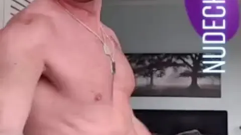 Solo Guy Masturbates to Orgasm on Camera