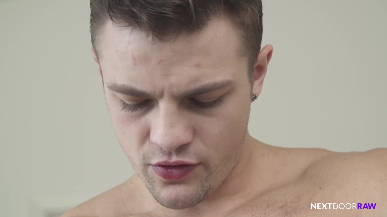 Guy Gets Hard Sniffing His Own Undies
