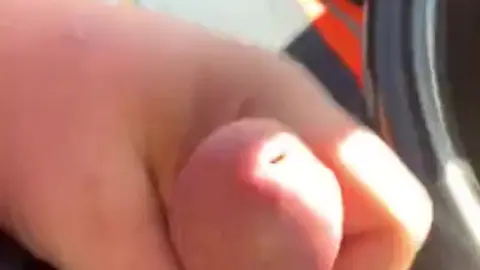 Guy Masturbates in Tow Truck Alone