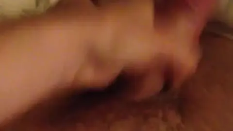 Guy Cums in Quick 1 Minute Amateur Video