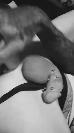 Twink Gets Loud Oral