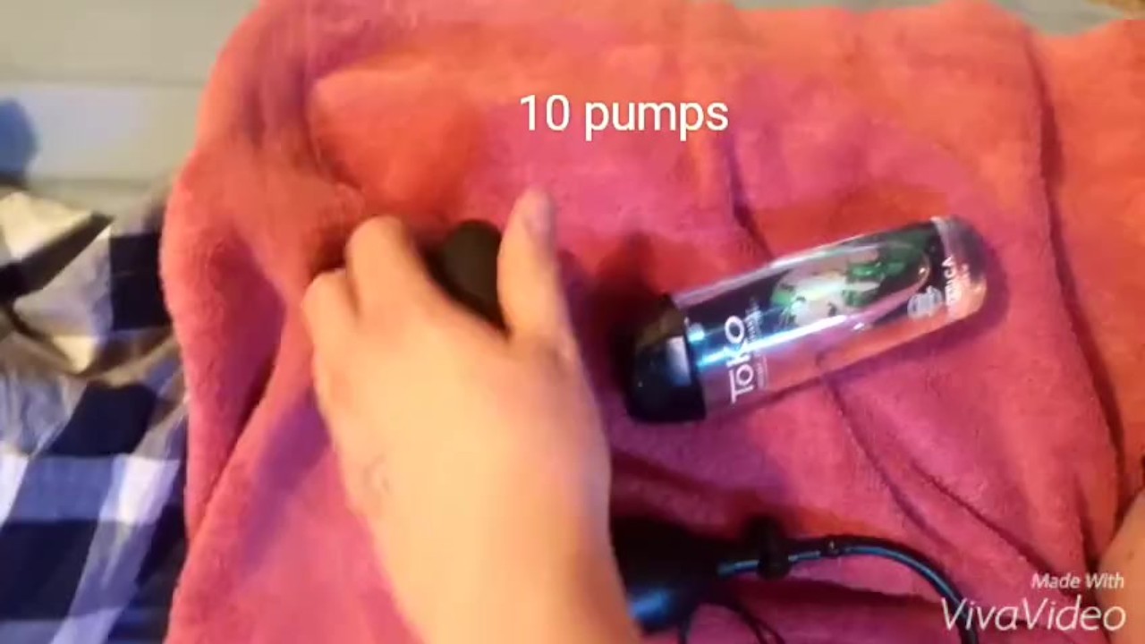 Guy Inserts Butt Plug for Anal Play
