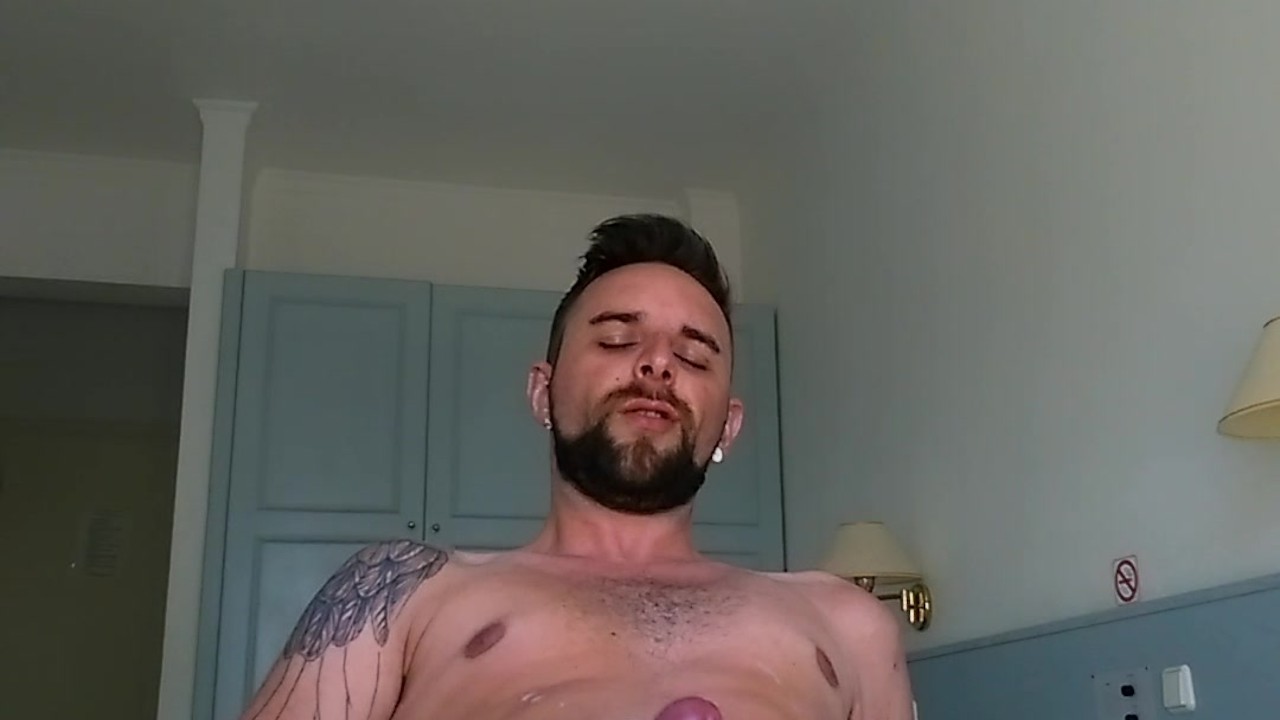 Tattooed Brit Guy Cums and Squirts