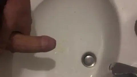 Guy Cums Hands Free in Intense Orgasm