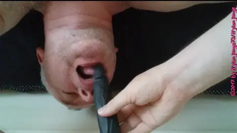 Hot Guy Gives Intense Blowjob
