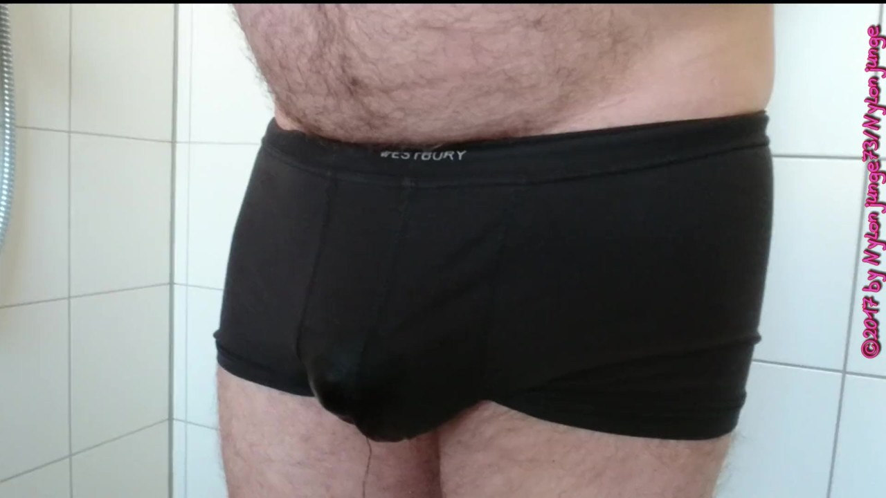Guy Wets Pants in Exciting Pissing Scene