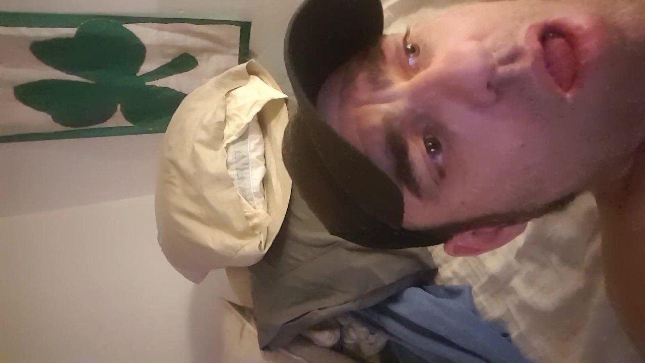 Solo Guy Fucks Himself with Toys