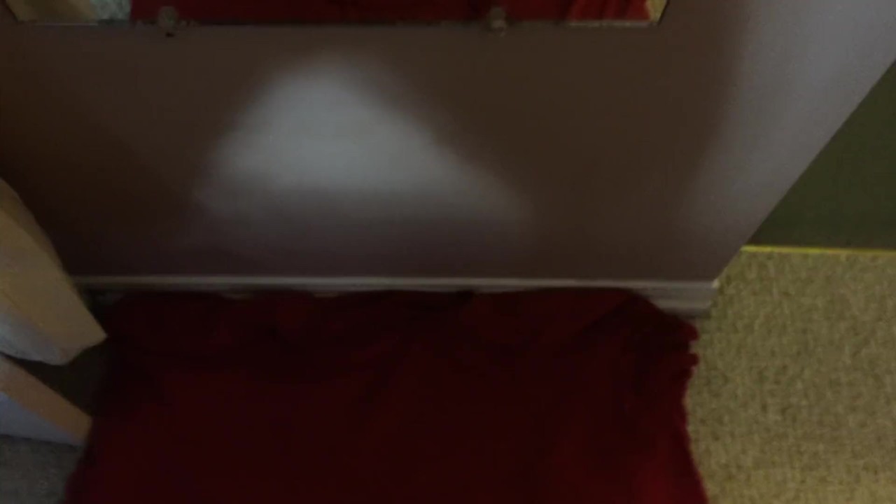 Guy Jerks Off in Front of Mirror