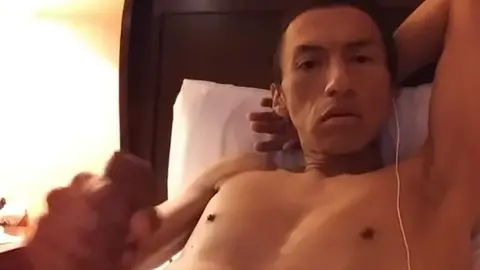 Multiple Orgasms for Hungry Bottom