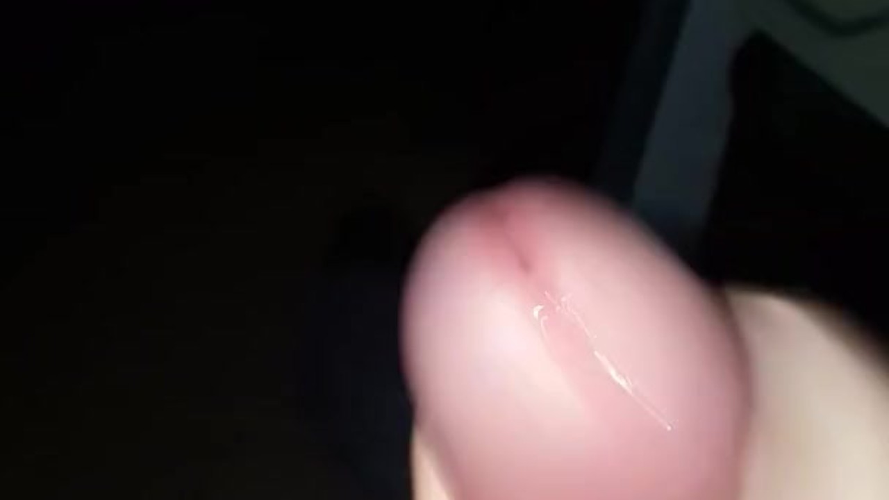 Young Guy Seeks Daddy for Play