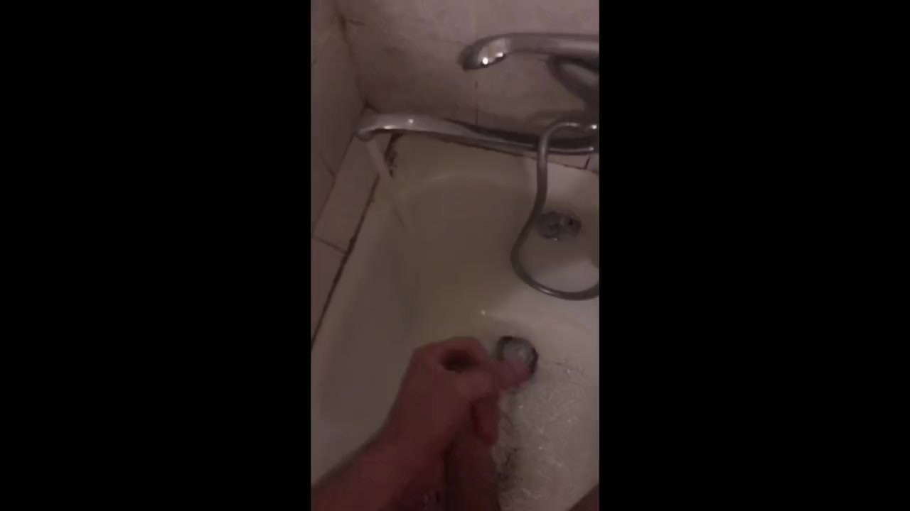 Gay Urination and Jerk Off Scene