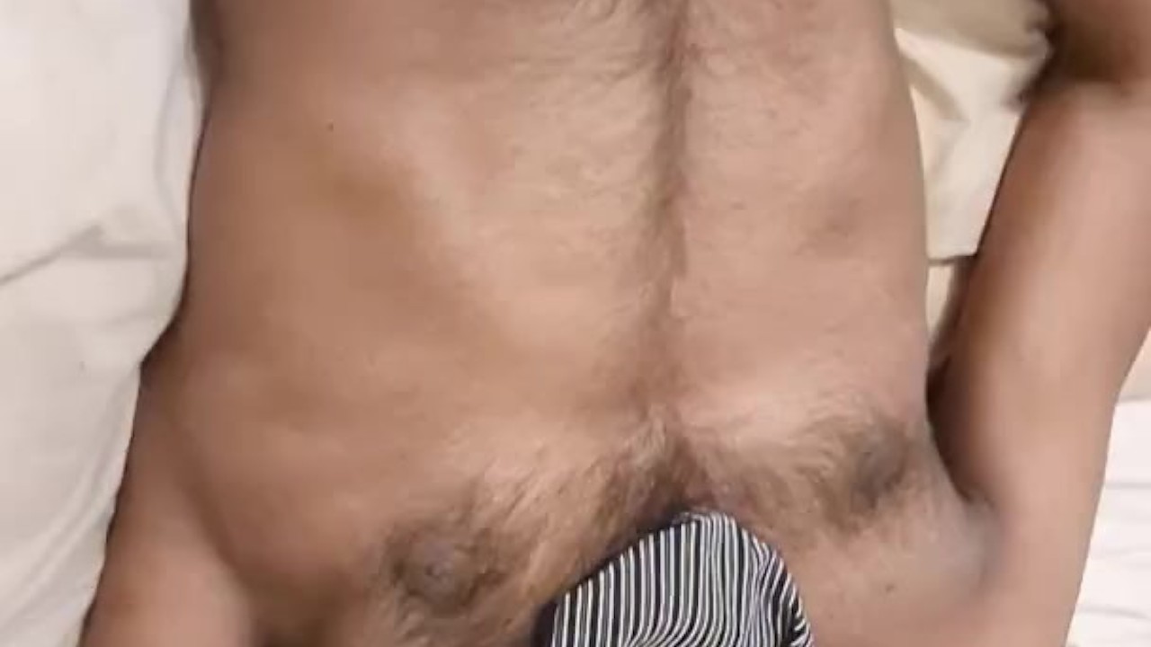 Asian Guy Gets Fucked by Hung Top