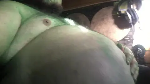 Young Twink Gets Oral in Quickie