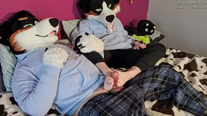 Guy Gets Footjob After Giving Belly Rubs