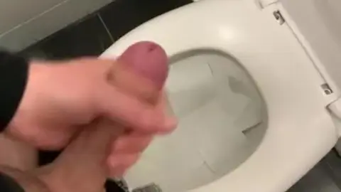 Office Worker Gets Cummed On