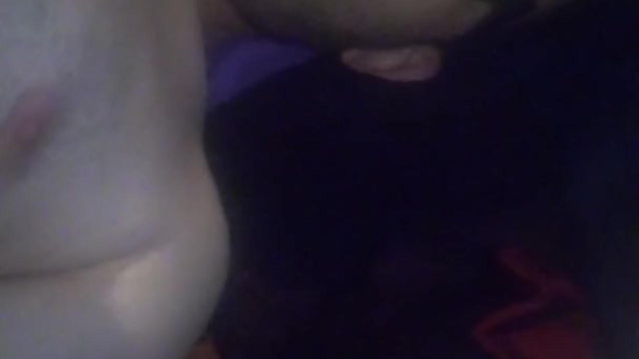 Solo Guy Masturbates in Quick Jack Off