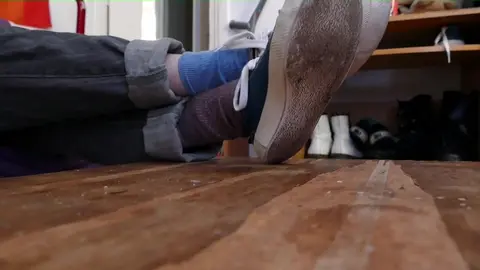 Gay Gamer Gets Foot Worship While Playing