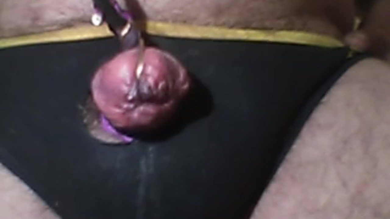 Submissive Guy Endures High Power Electro Stimulation
