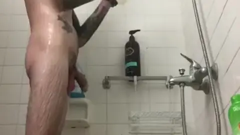 Gay Newcomer's Solo Shower Debut