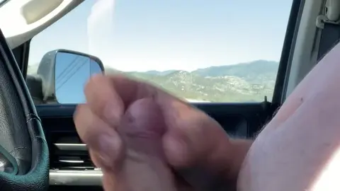 Guy Masturbates in Car and Cums