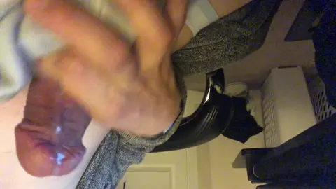 Gay Guy Teases and Cums in Solo Video