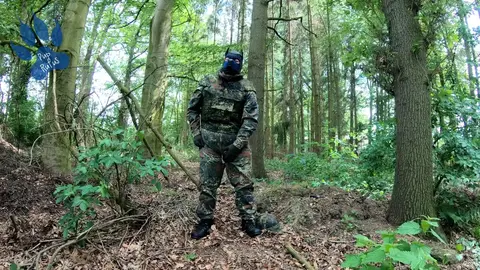 Guy Masturbates in Woods