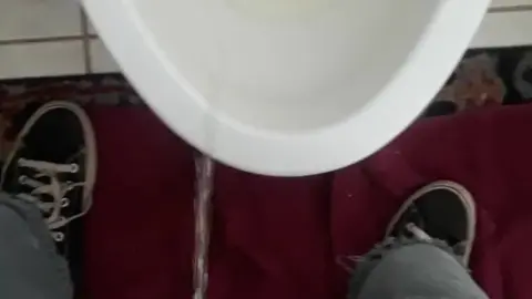 Gay Guy Records Himself Pissing