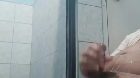 Asian Chub Masturbates to Climax