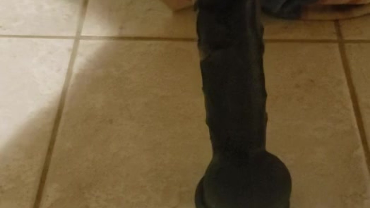 Huge Cock in Quick Gay Blowjob