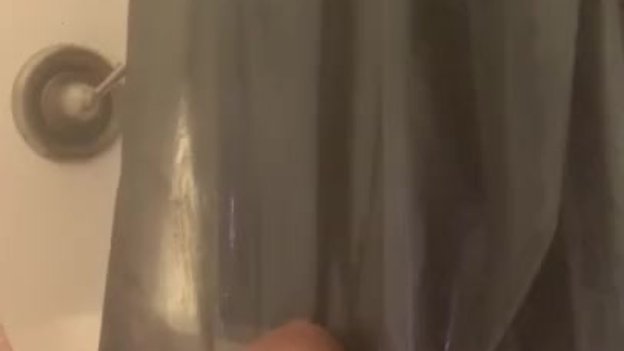 Guy Jerks Off in Shower