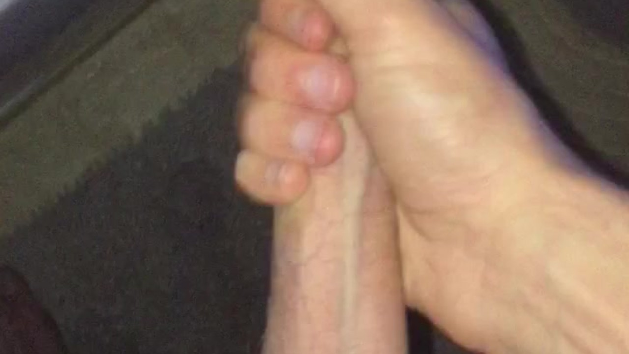Guy Cums in Explosive Orgasm Scene