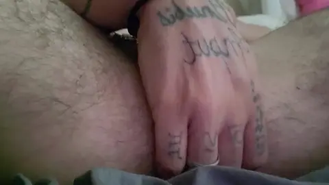 Solo Guy Uses Butt Plug While Masturbating