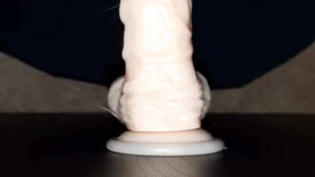 Horny Guy Relieves Boredom with Solo Action
