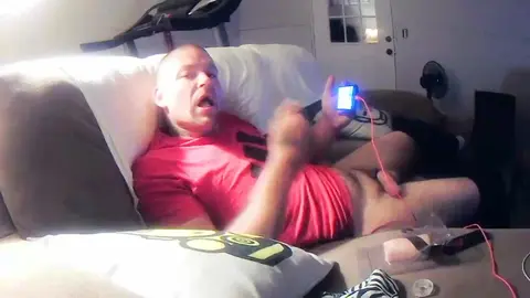 Guy Masturbates to Explosive Orgasm