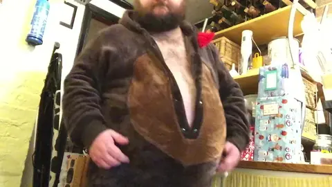 Hairy Bear Daddy Masturbates in Solo Clip
