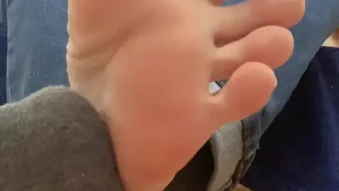 Dominant Tops Face Fuck Submissive Bottom