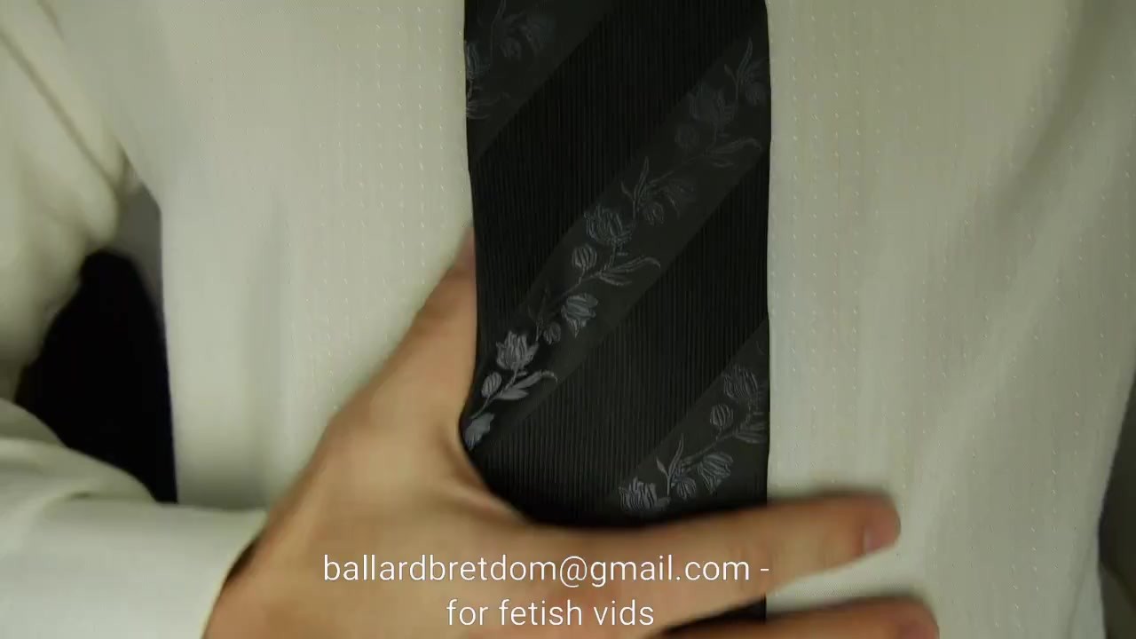 Daddy Shows Off on Cam