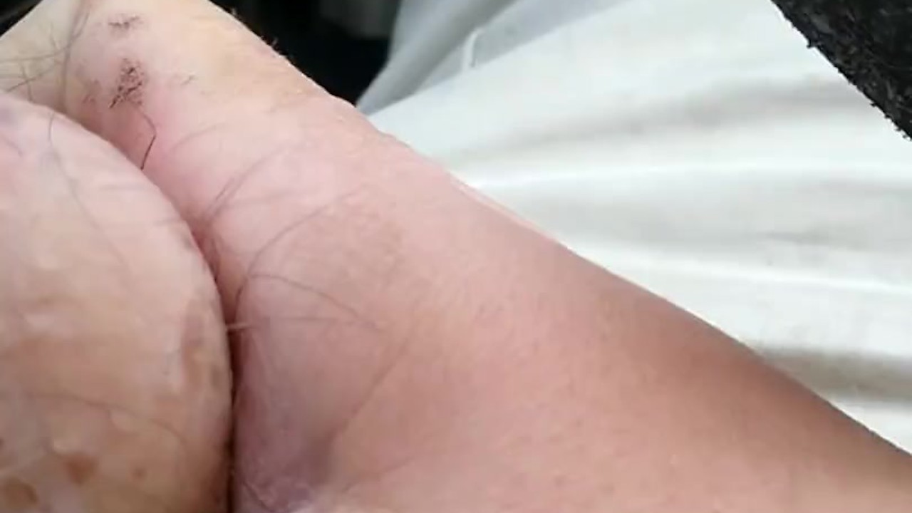 Public Jerk Off in Park During Covid 19