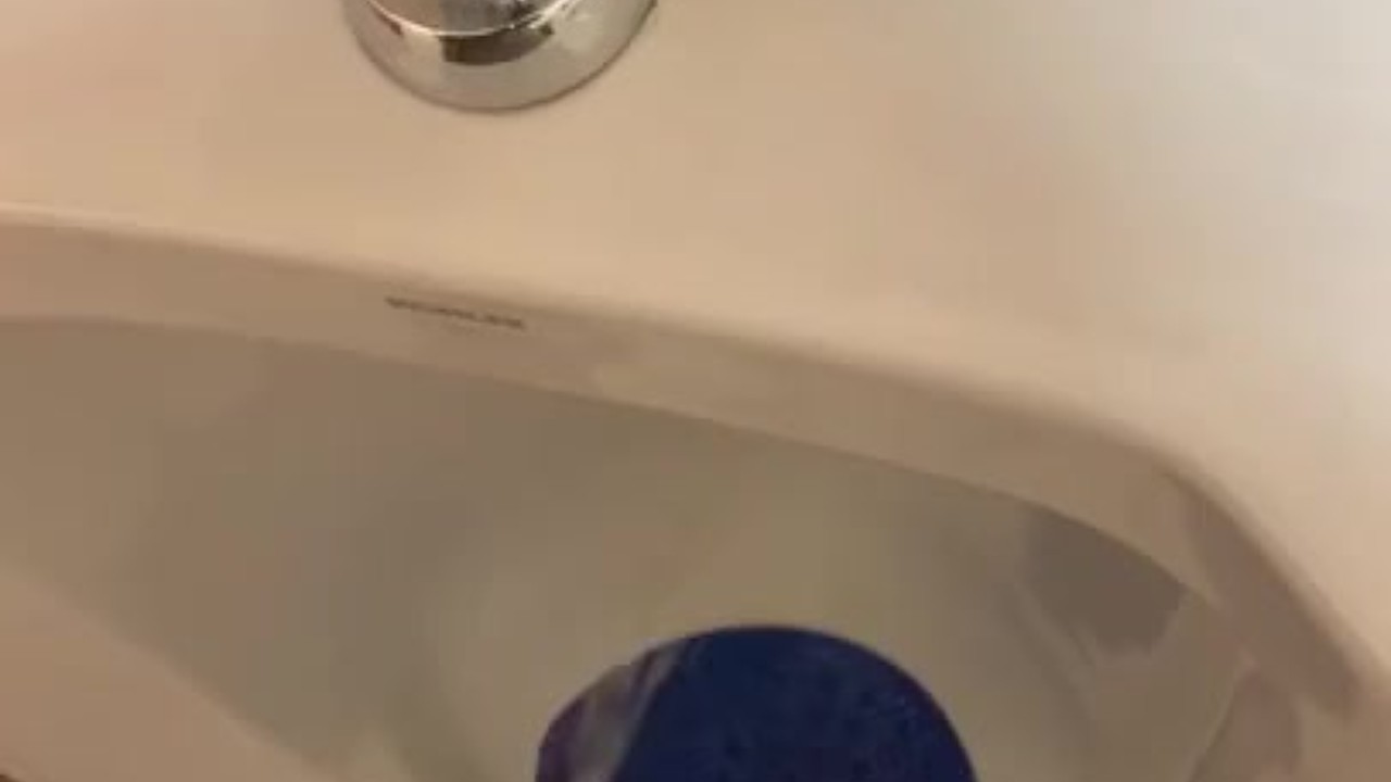 Gay Man Pisses in Public Bathroom